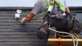 featured-image-hiring-roofer